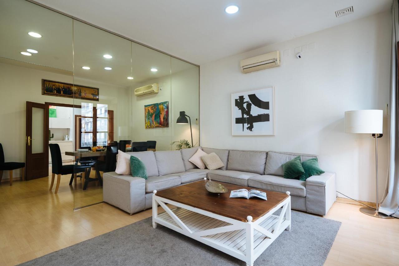 Homeyseville-Amazing Views Cathedral Tomas De Ibarra - 8 Pax, Parking Optional, Seville